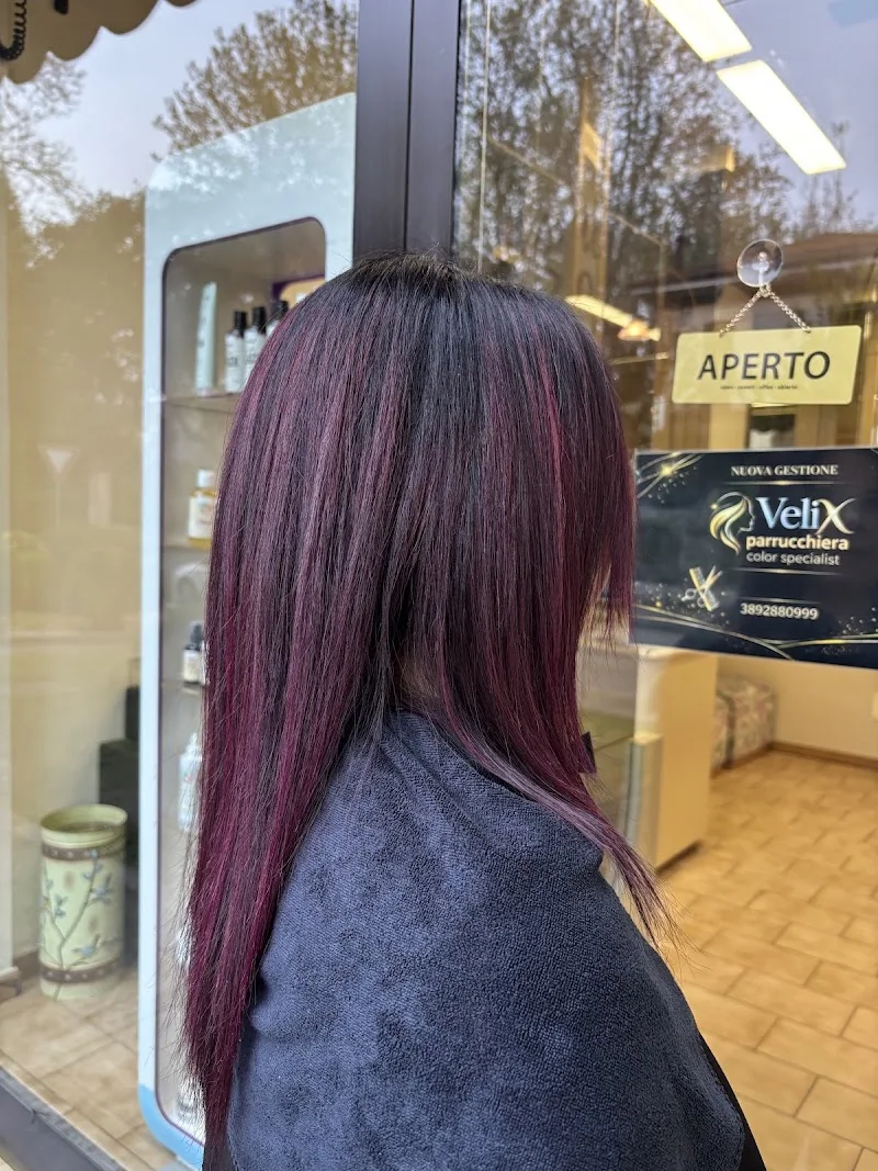 VeliX - Coiffure Forlì - Photo de couverture - OneBooking
