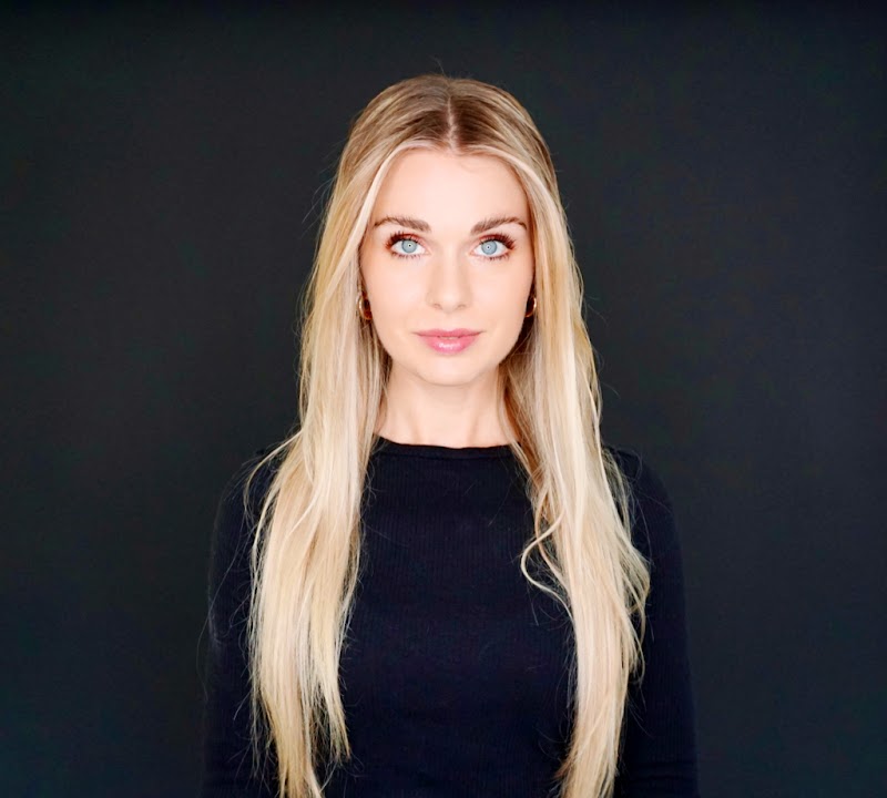 AMO Frankfurt - Der Balayage & Blond Experte - Coiffure Frankfurt Am Main - OneBooking