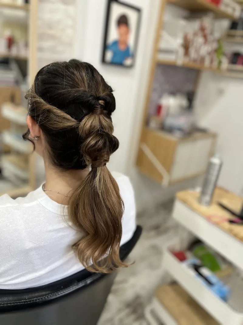 Hana makeup & hair style - Coiffure Córdoba - Photo de couverture - OneBooking