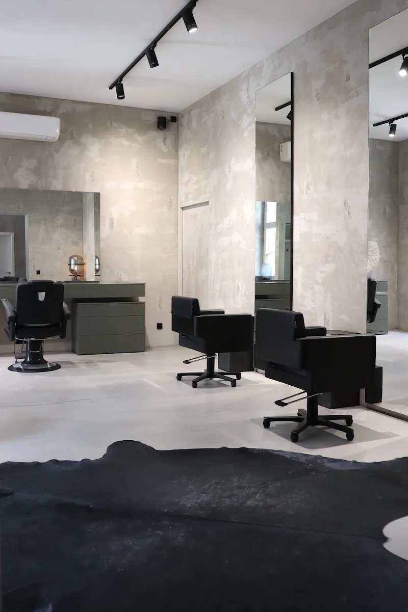 Salon Edmir Rugova - Coiffure Cologne - Photo de couverture - OneBooking