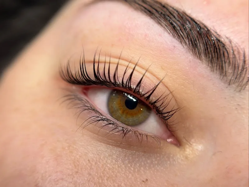 Reneé Beauty Studio - Institut de beauté Burgos - OneBooking