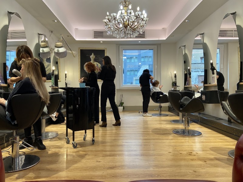 Salon 105 - Coiffure Rome - OneBooking