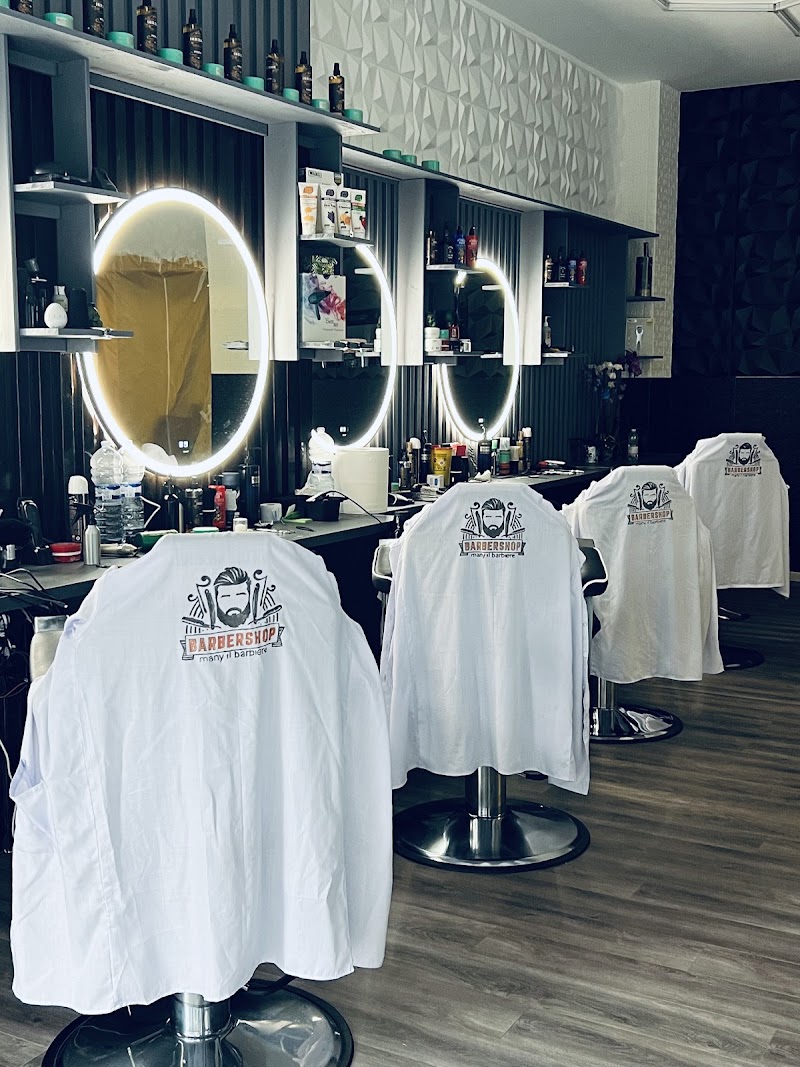 Many barber shop - Coiffure Brescia - OneBooking