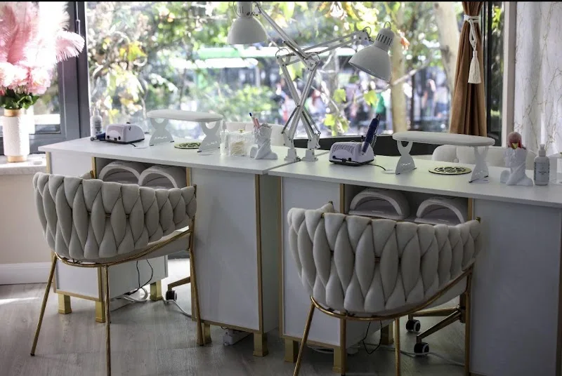 Elysia Beauty Lounge