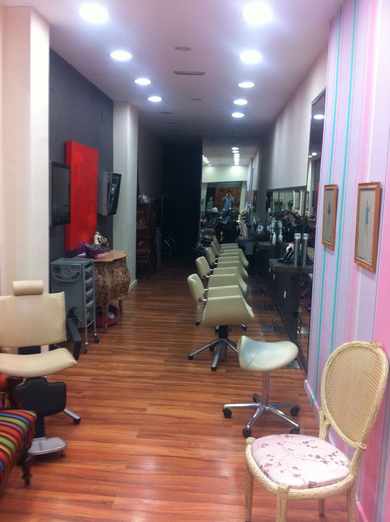Tomás Estilistas - Coiffure València - OneBooking