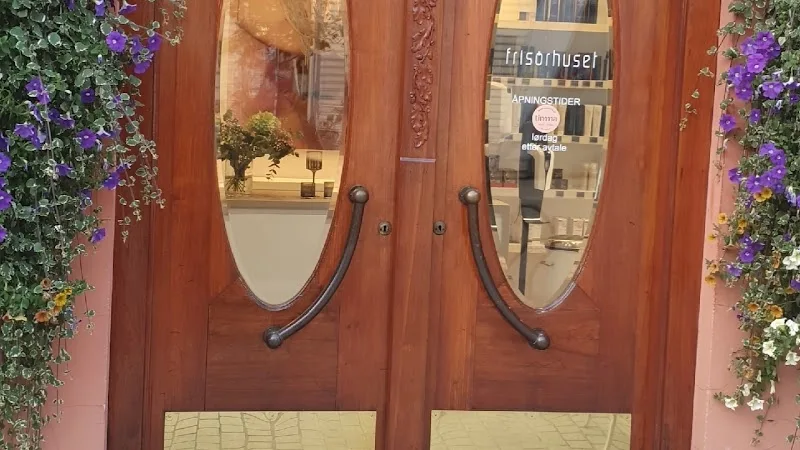 Frisørhuset Ahead ANS - Coiffure Kristiansand - OneBooking
