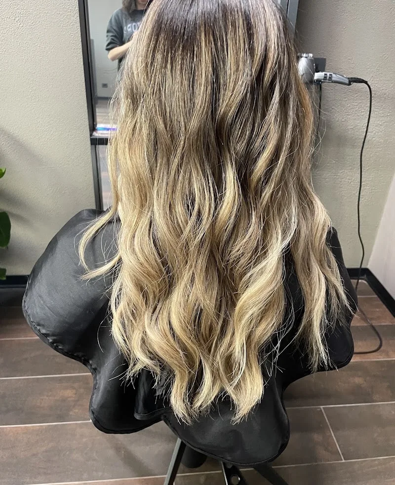 HITCH Hair Salon - Coiffure Florence - OneBooking
