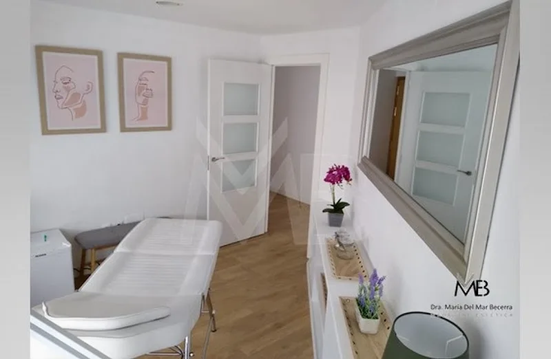Dra María del Mar Becerra - Medicina Estética - Medical Aesthetic - Esthétique Málaga - OneBooking