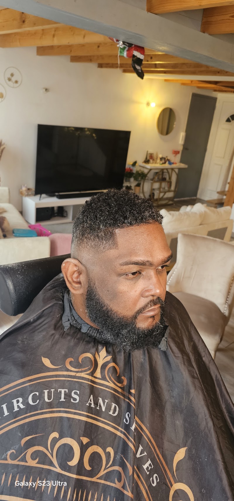 JBS – Joan Barber Shop