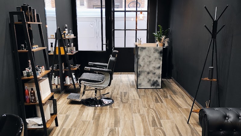 Blvck Barbershop Hair Studio - Coiffure Murcia - OneBooking