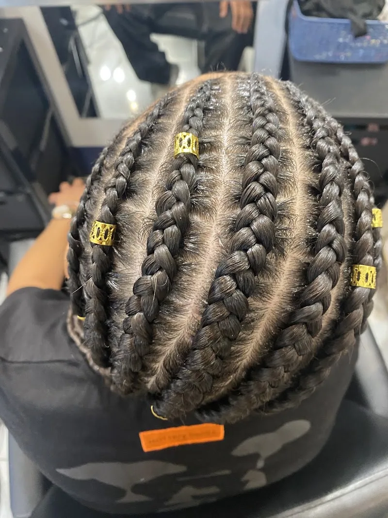 Ma-Ewu - Coiffure Roubaix - Photo de couverture - OneBooking