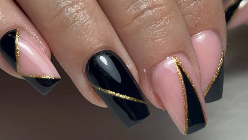 ZairaNails