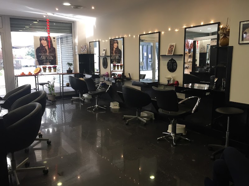 AVY Coiffure - Coiffure Paris - Photo de couverture - OneBooking