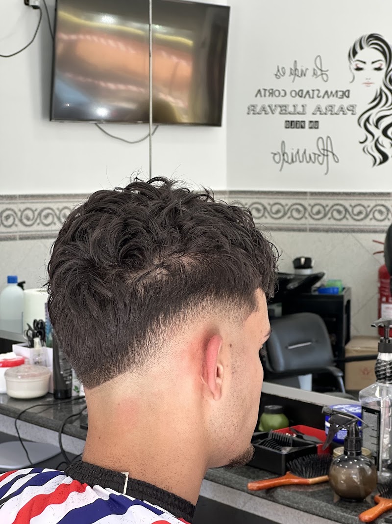 Peluquería Bismillah - Coiffure Badalona - OneBooking