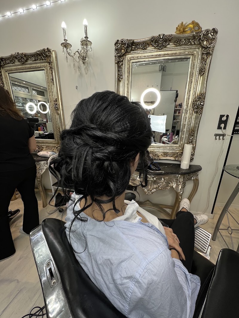 Mr&Mrs Elegant Salon - Coiffure Cologne - OneBooking