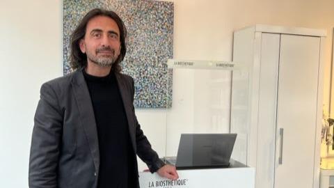 Adriano Haarstudio Friseur in Düsseldorf La Biosthetique - Coiffure Düsseldorf - OneBooking