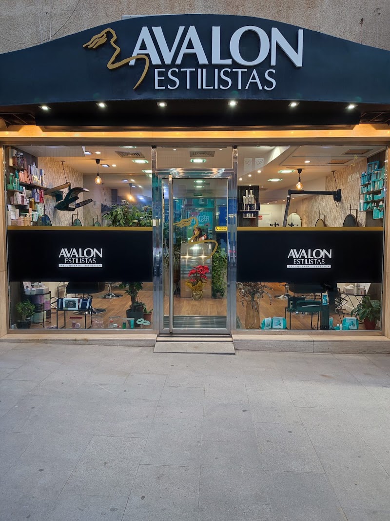 Avalon Estilistas - Coiffure Almería - OneBooking