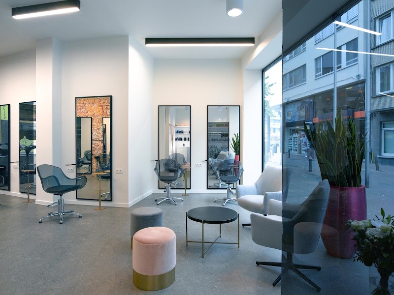 Jochen Vanhoudt Salon ✂ - Coiffure Antwerp - OneBooking