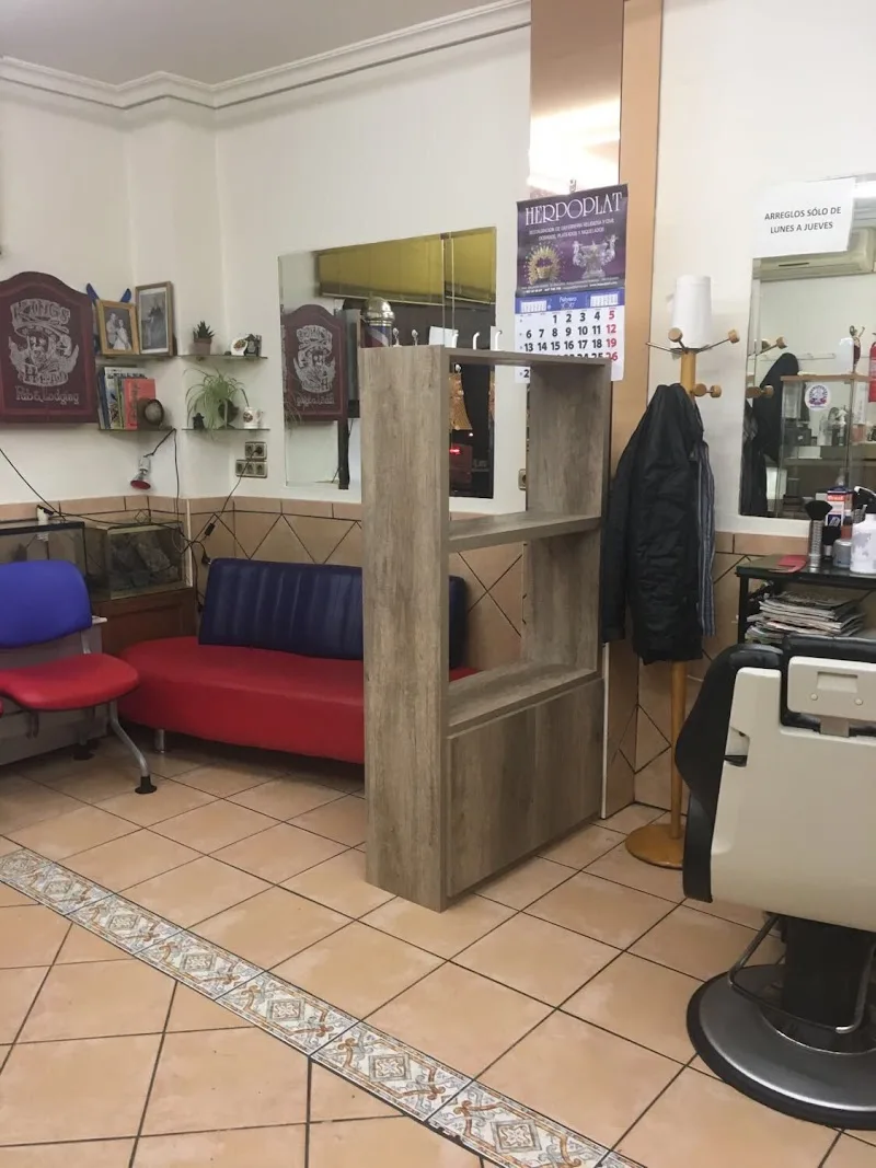 PELUQUERIA BARBER SHOP MANUEL PEREZ - Coiffure Córdoba - OneBooking