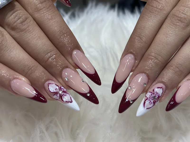 Paris Nails Jerez Sur - Institut de beauté Jerez De La Frontera - Photo de couverture - OneBooking