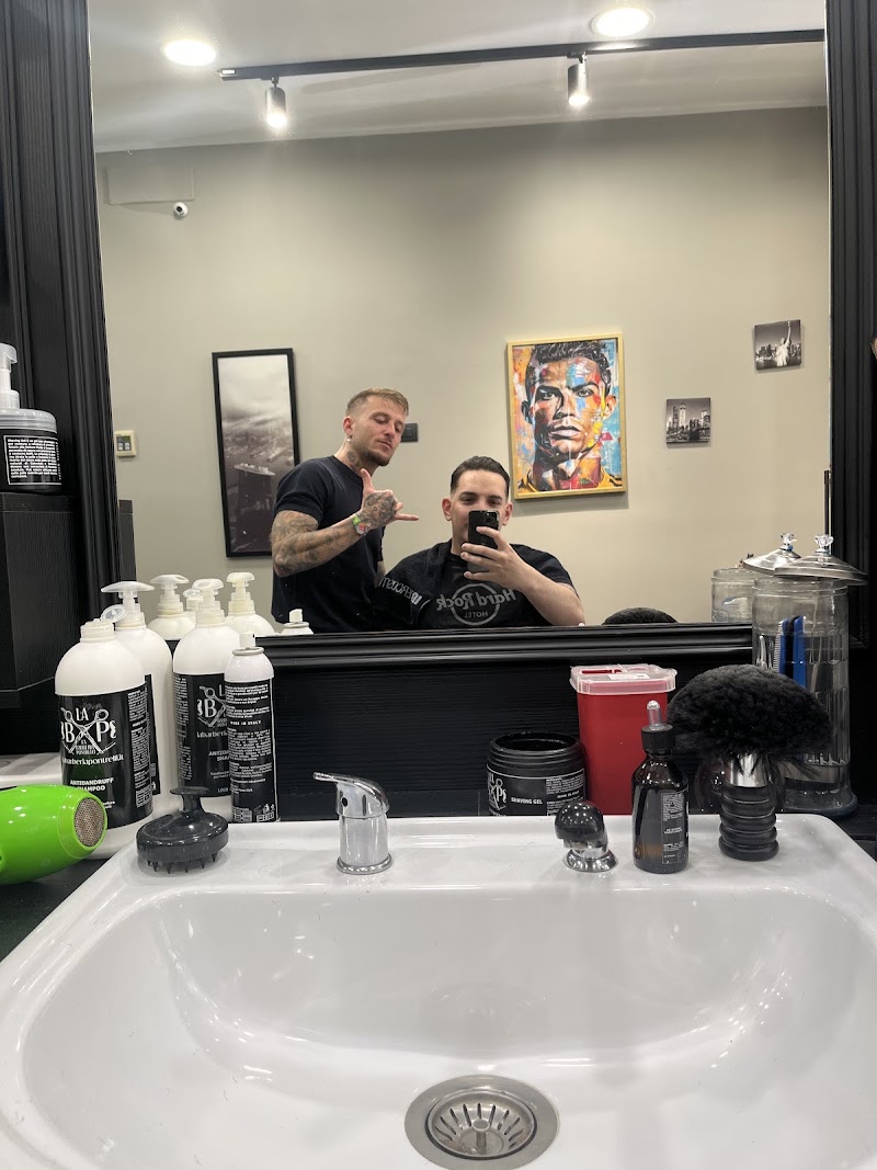 Barberia Pontrelli - Coiffure Bari - OneBooking