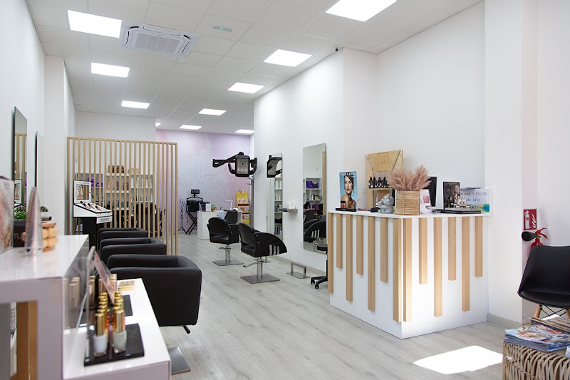 Muchachita, salón de peluquería y estética - Coiffure Almería - OneBooking