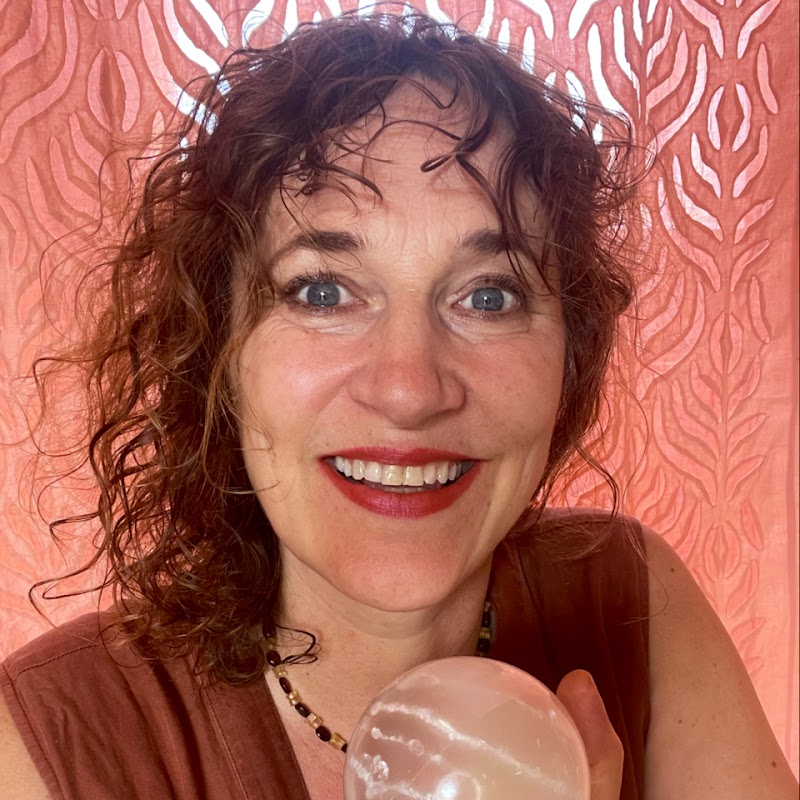 Javeda (Olivia Oils & Massage)