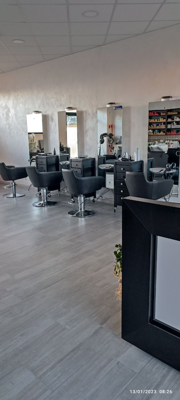Emilia Parrucchieri - Coiffure Latina - OneBooking