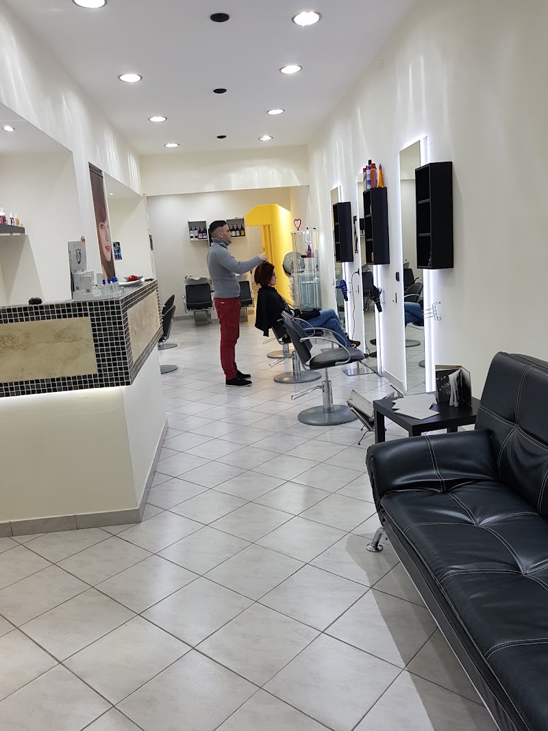 La Bellezza dei Capelli Parucchiere - Coiffure Catania - OneBooking
