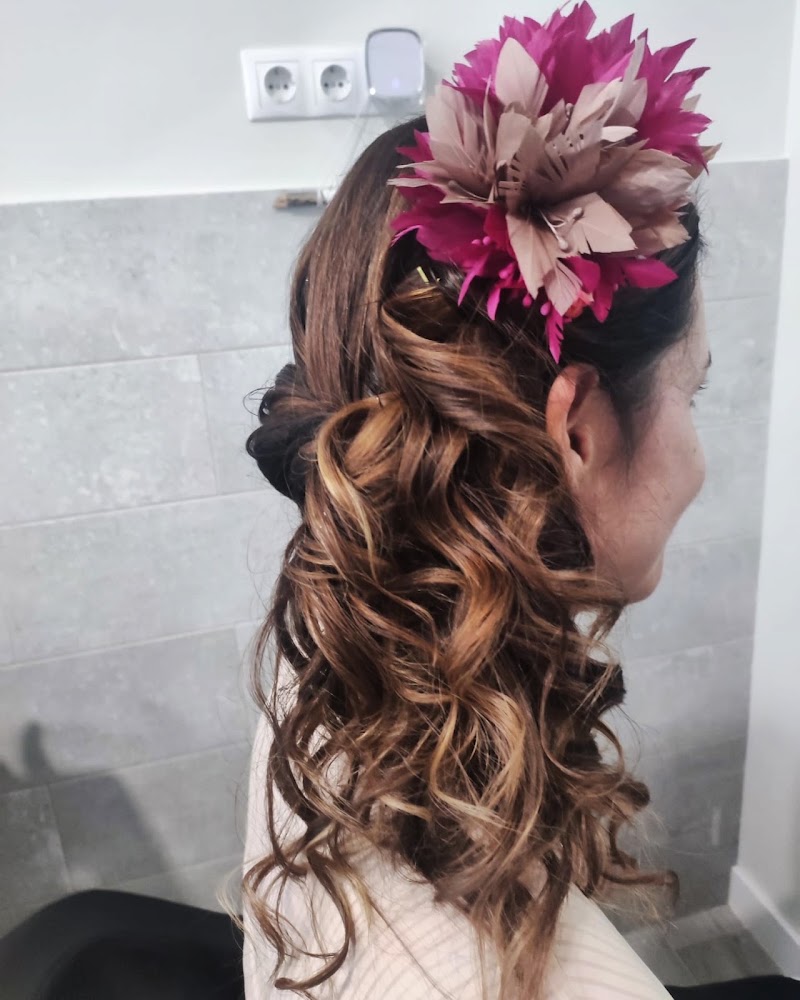 Head Spa Alcalá de Henares (YogaConecta) - Coiffure Alcalá De Henares - OneBooking