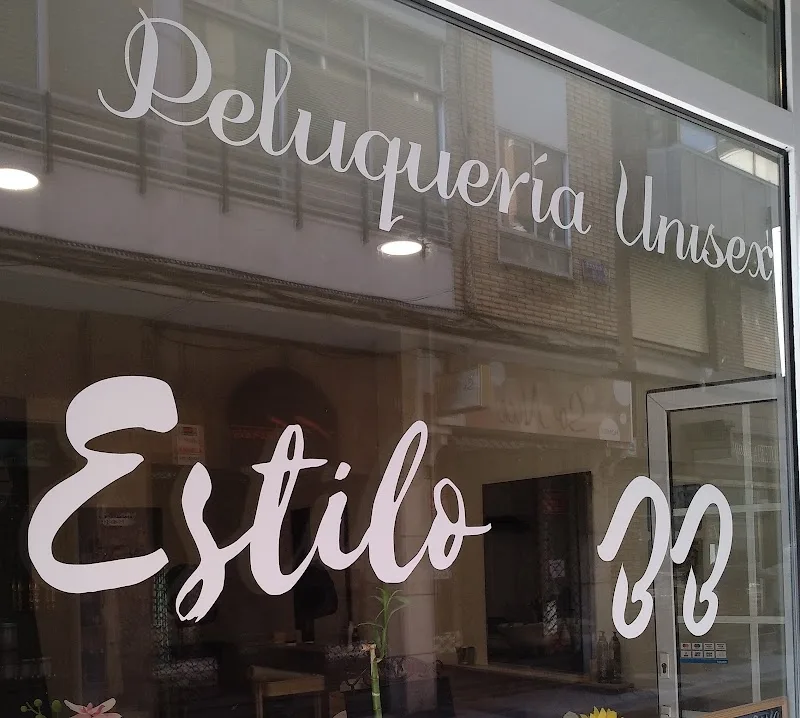 Peluquería Estilo 33 - Coiffure Valladolid - Photo de couverture - OneBooking