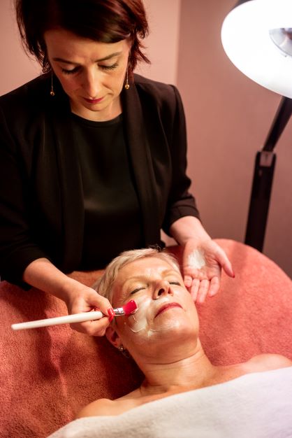 Quebello - Massage Mol - Photo de couverture - OneBooking