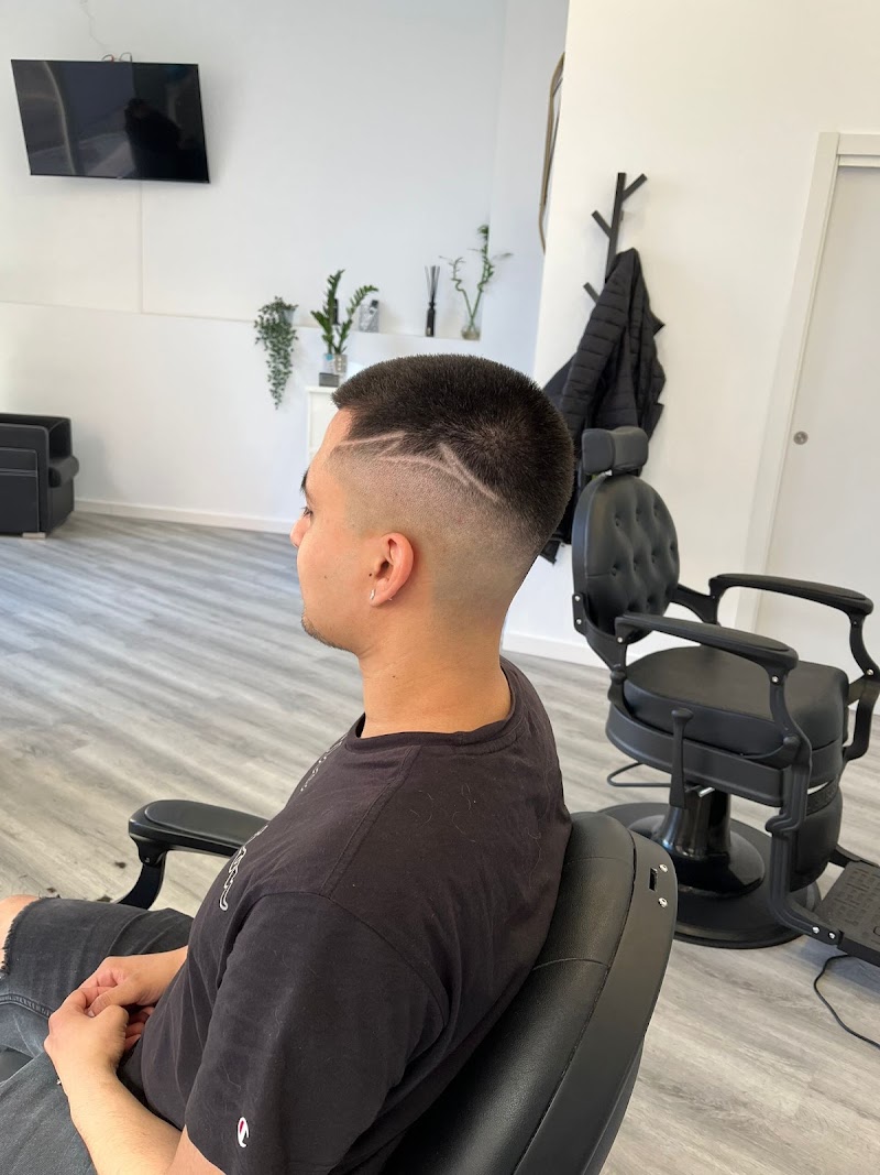 SP Hair Studio - Coiffure Badalona - OneBooking