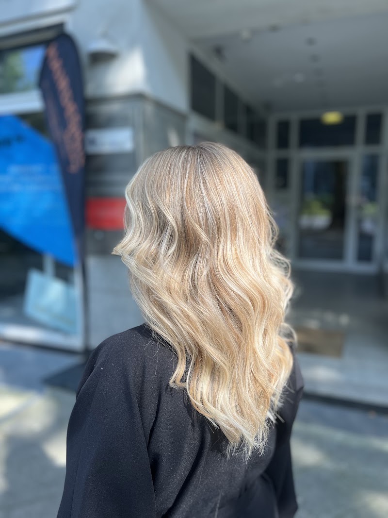 Hairdesign Sammy - Coiffure Düsseldorf - OneBooking