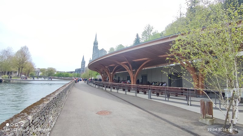 Piscines du Sanctuaire de Lourdes
