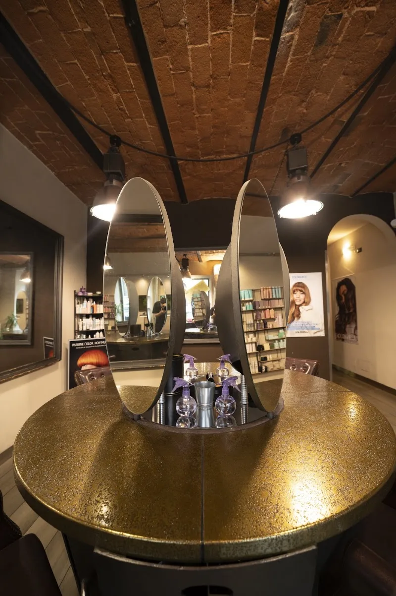 Diffusione Moda Firenze - Coiffure Florence - Photo de couverture - OneBooking