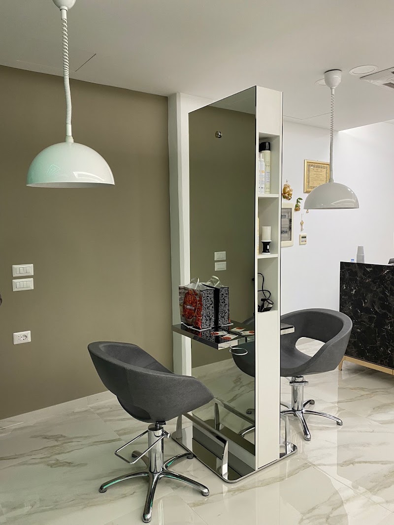 Michela Loizzi Hair Salon - Coiffure Bari - OneBooking