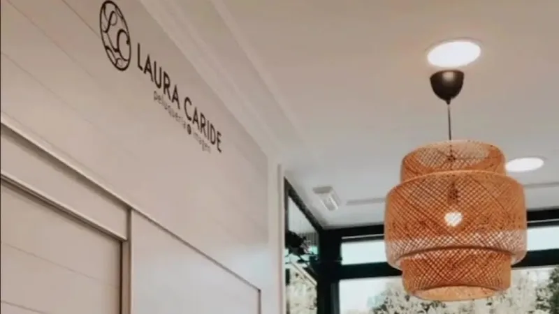 Laura Caride Peluquería e Imagen | Balayage y Alisado - Coiffure Vigo - OneBooking