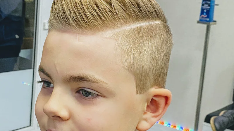 MaXKapsalon - Coiffure Mol - Photo de couverture - OneBooking