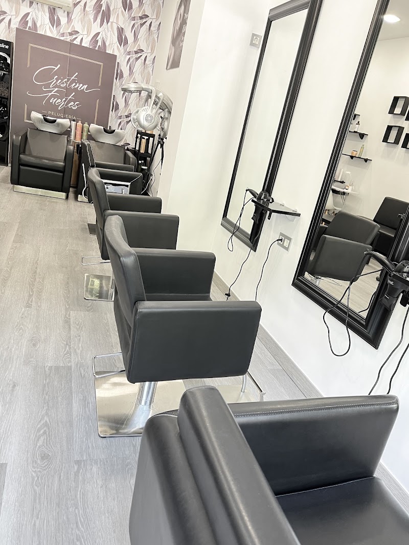 Cristina Fuertes Hair Salon - Coiffure Valladolid - OneBooking