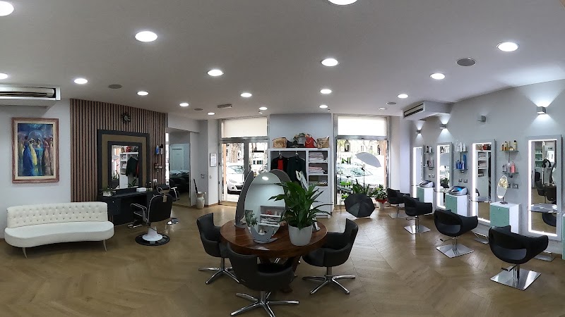Studio Donna Parrucchieri Estetica consulenti di Bellezza - Coiffure Cagliari - OneBooking