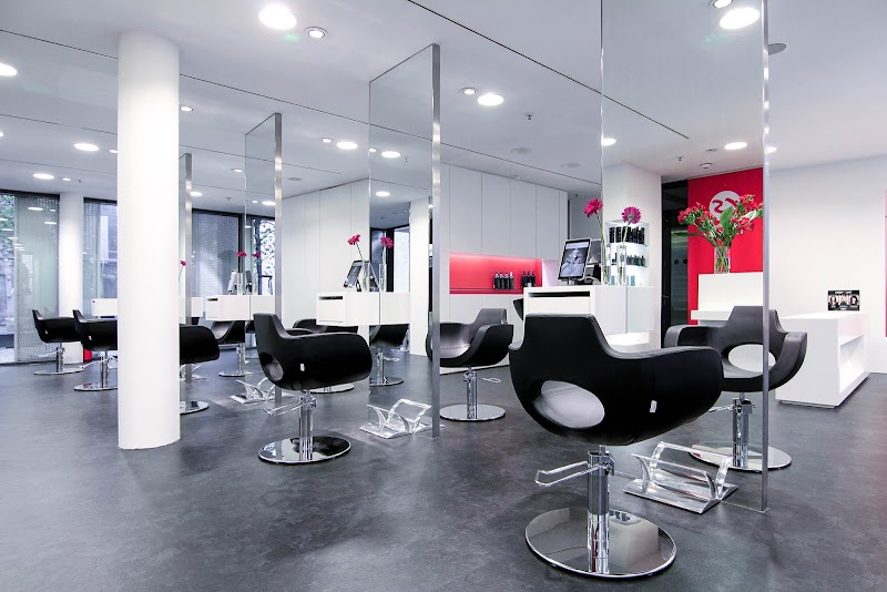 Christian Stinner Friseure München - Coiffure Munich - OneBooking