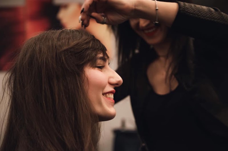 Hair Loris Parrucchiere Unisex Genova - Coiffure Genoa - OneBooking