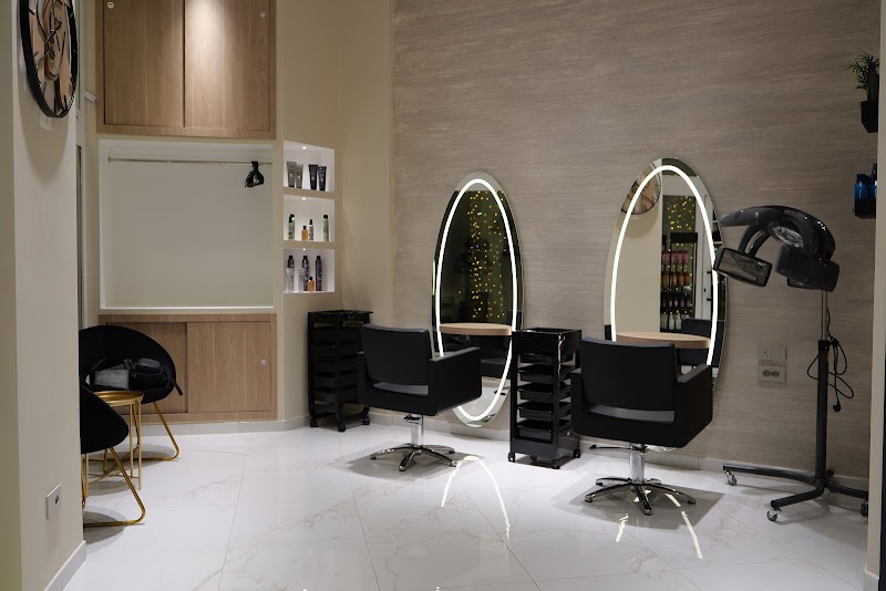 Ivana Russo Hair Stylist - Coiffure Catania - OneBooking