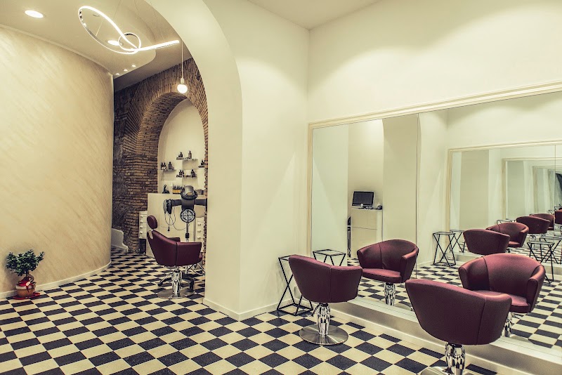 GRAZIA BIANCHI - Hair Spa Couture - Coiffure Rome - OneBooking