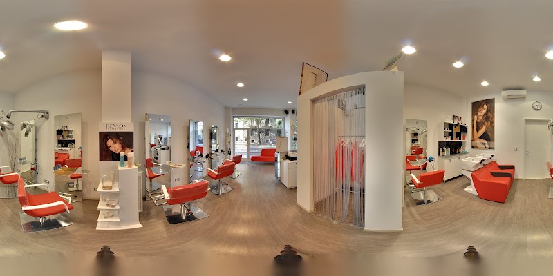 SPAZIO UOMO DONNA - Coiffure Brescia - OneBooking