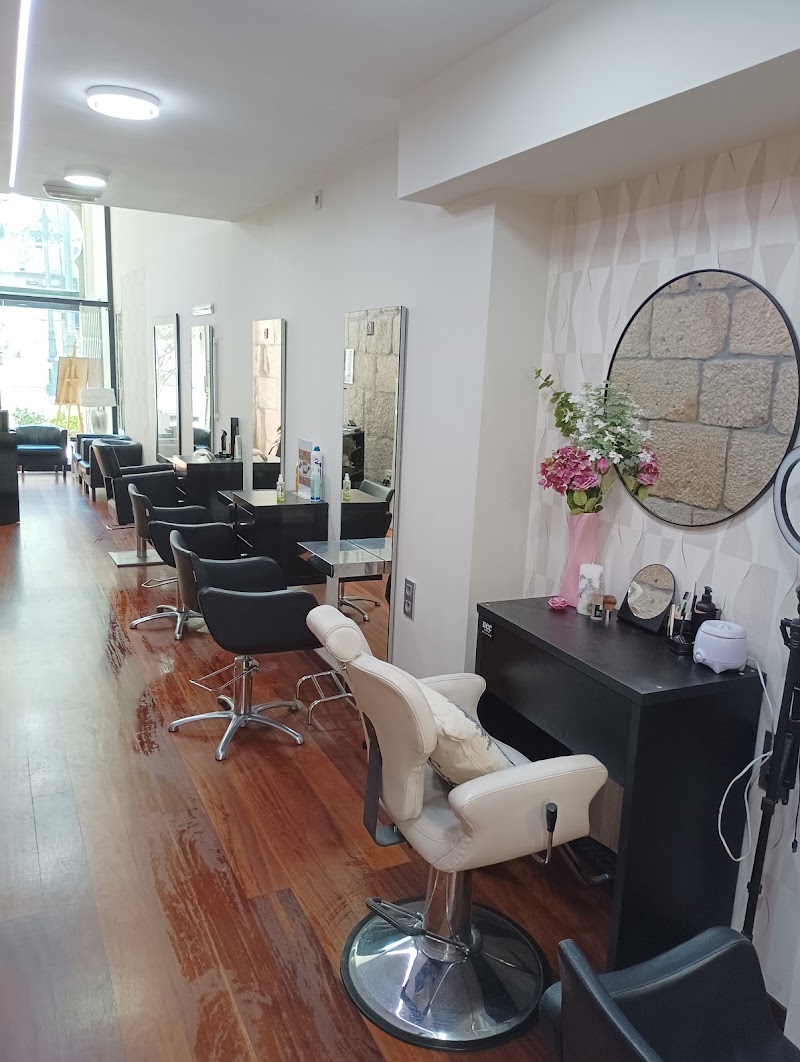 Fran Bouzón Beauty Salon - Coiffure Vigo - OneBooking