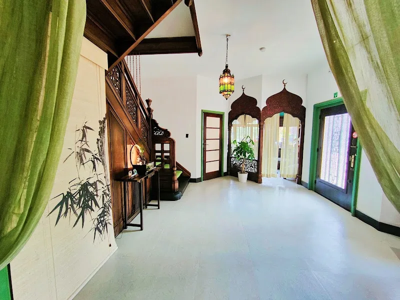 Bamboo Beauty Salon
