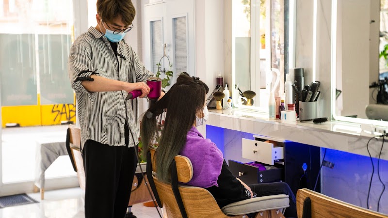 O-iy - Coiffure Barcelona - OneBooking