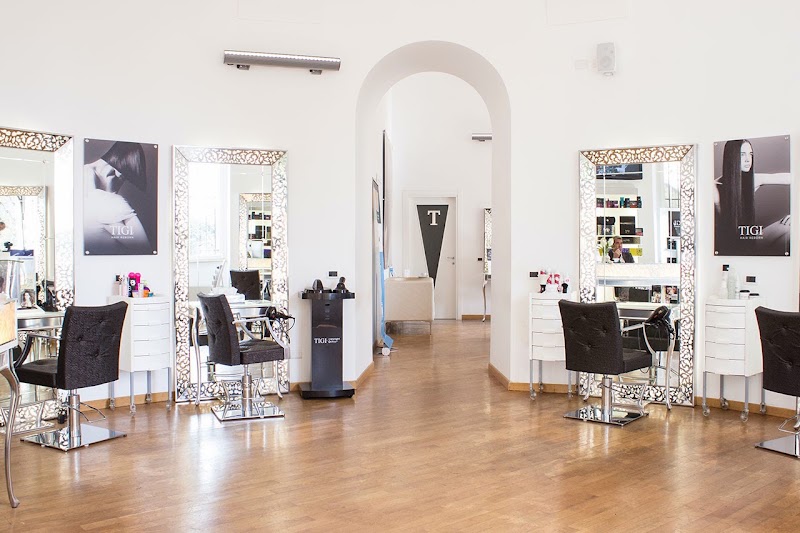 Tessier Hairdressers - Coiffure Rome - OneBooking